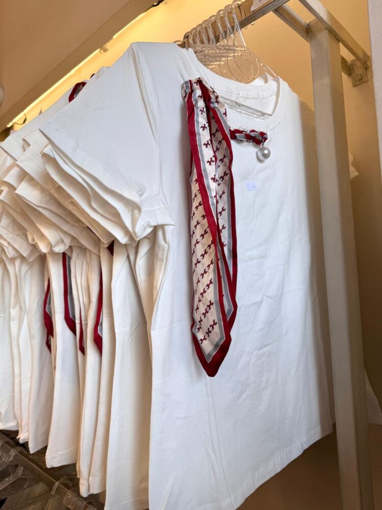 [IMPORTADO] REMERA PAÑUELO