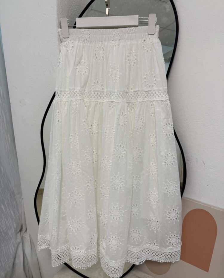 [IMPORTADO] POLLERA BRODERIE RED