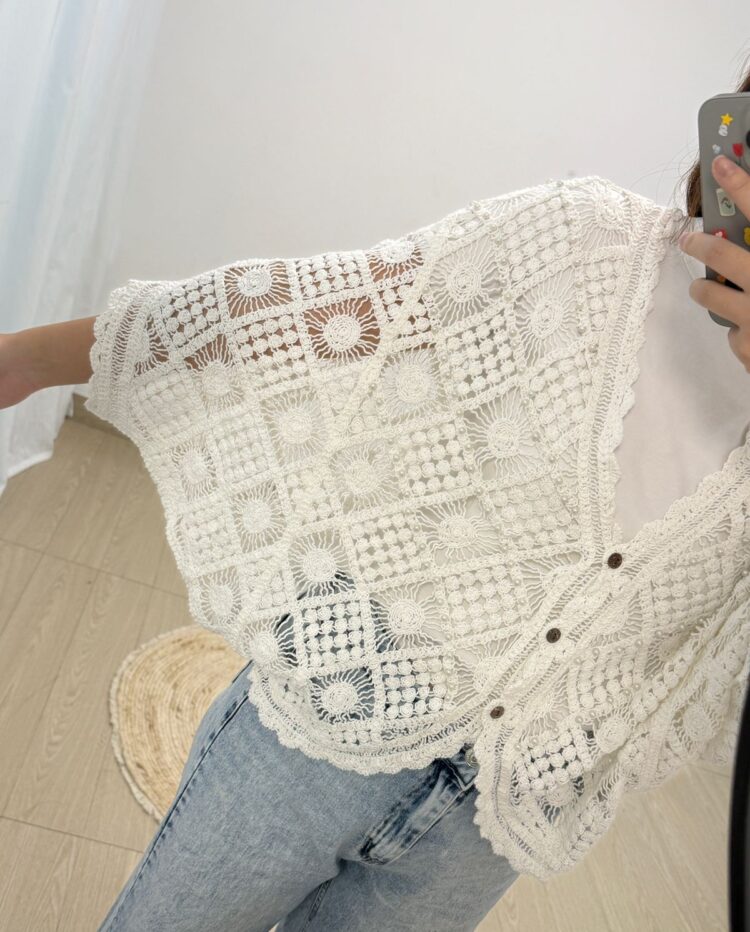 [CROCHET] SACO CON BOTON PERLAS
