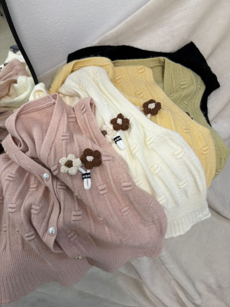 [IMPORTADO] CHALECO BOTON PERLA