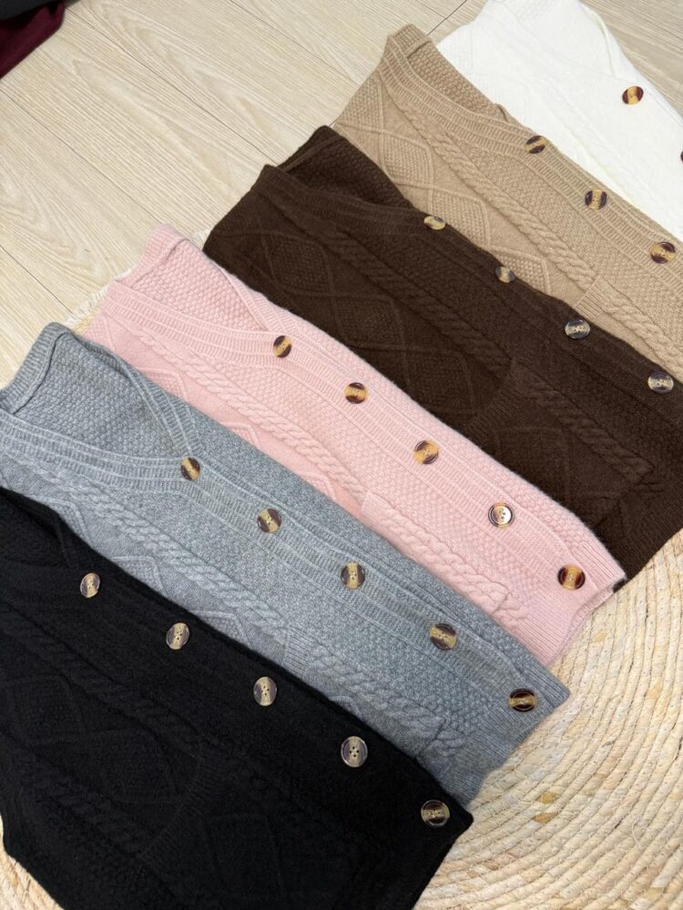 CHALECO ROMBO CON BOLSILLO