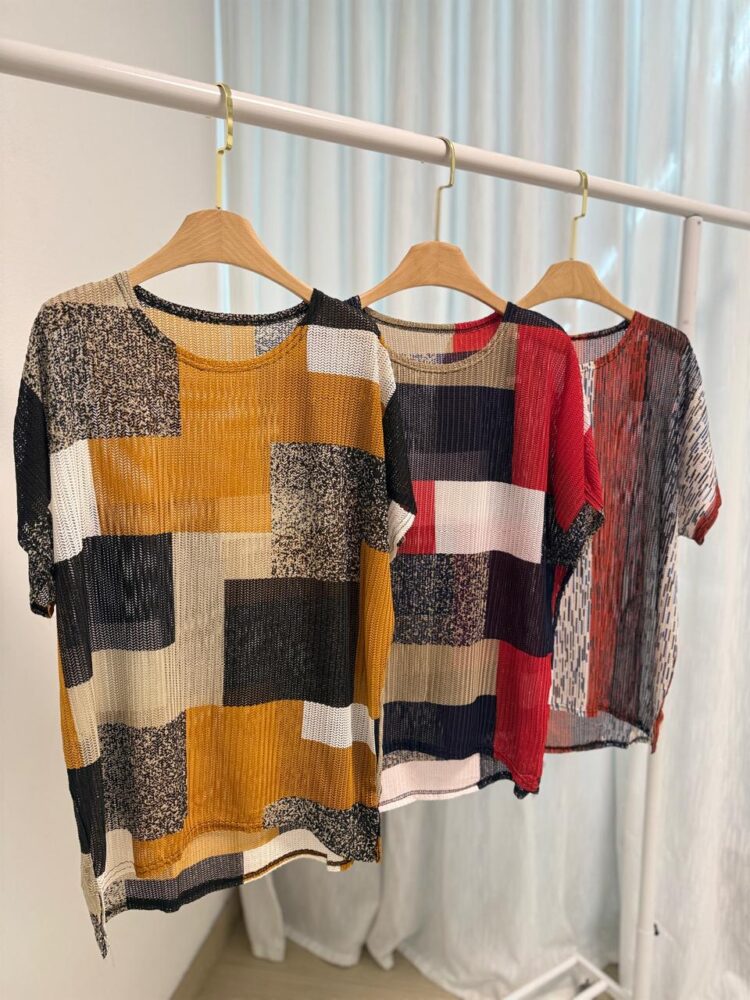 BLUSA TEJIDO MESH LISO CON TAJO
